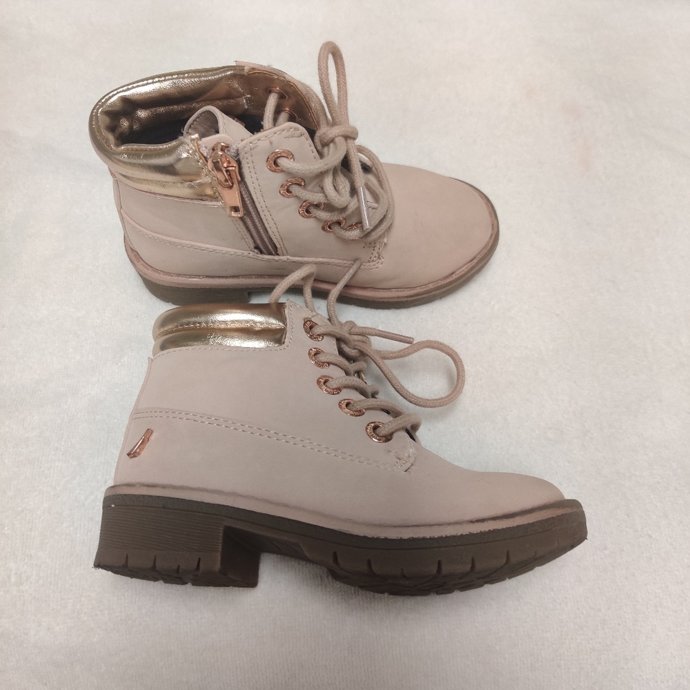 Nautica  ankle bootties size 8M
